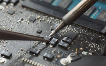 close-up-circuit-board-repair