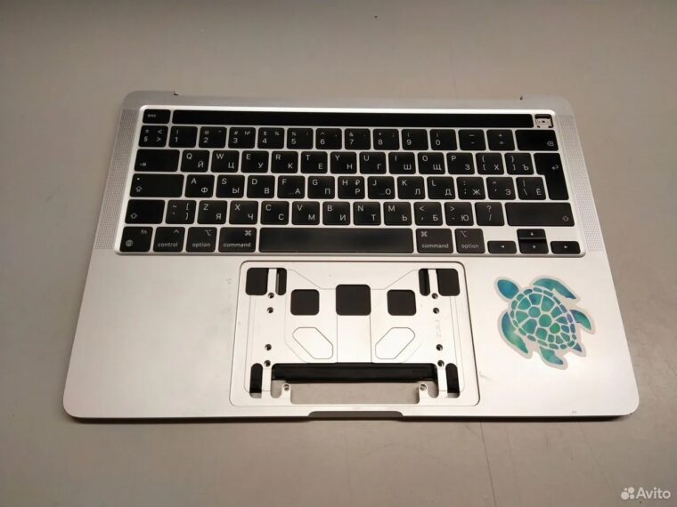 топкейс MacBook Pro A2338